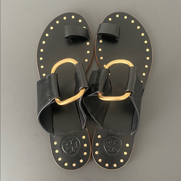 Tory Burch Black Leather Toe-Ring Slide Sandals Gold Hardware Sz 5.5 Chic NWOB - Picture 3 of 12